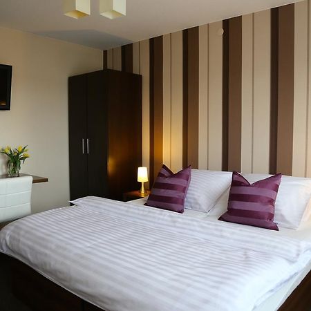 10 Bed And Breakfast Poznań Buitenkant foto