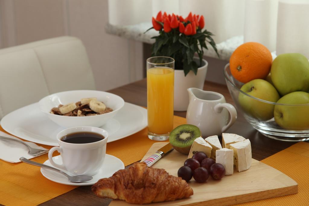 10 Bed And Breakfast Poznań Buitenkant foto
